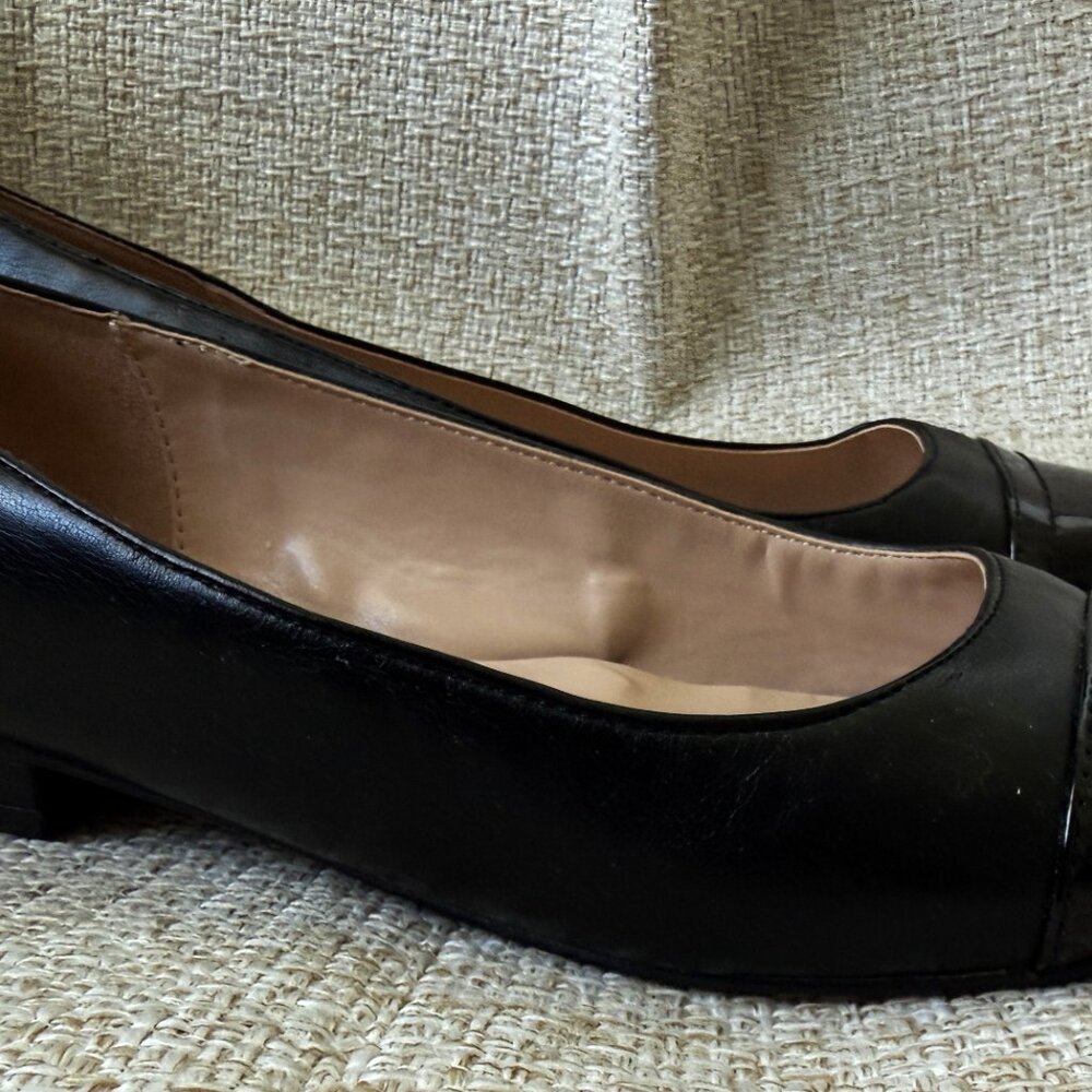 Bandolino Shoes Women's black leather Vara heels size 8,5 - Picture 11 of 16